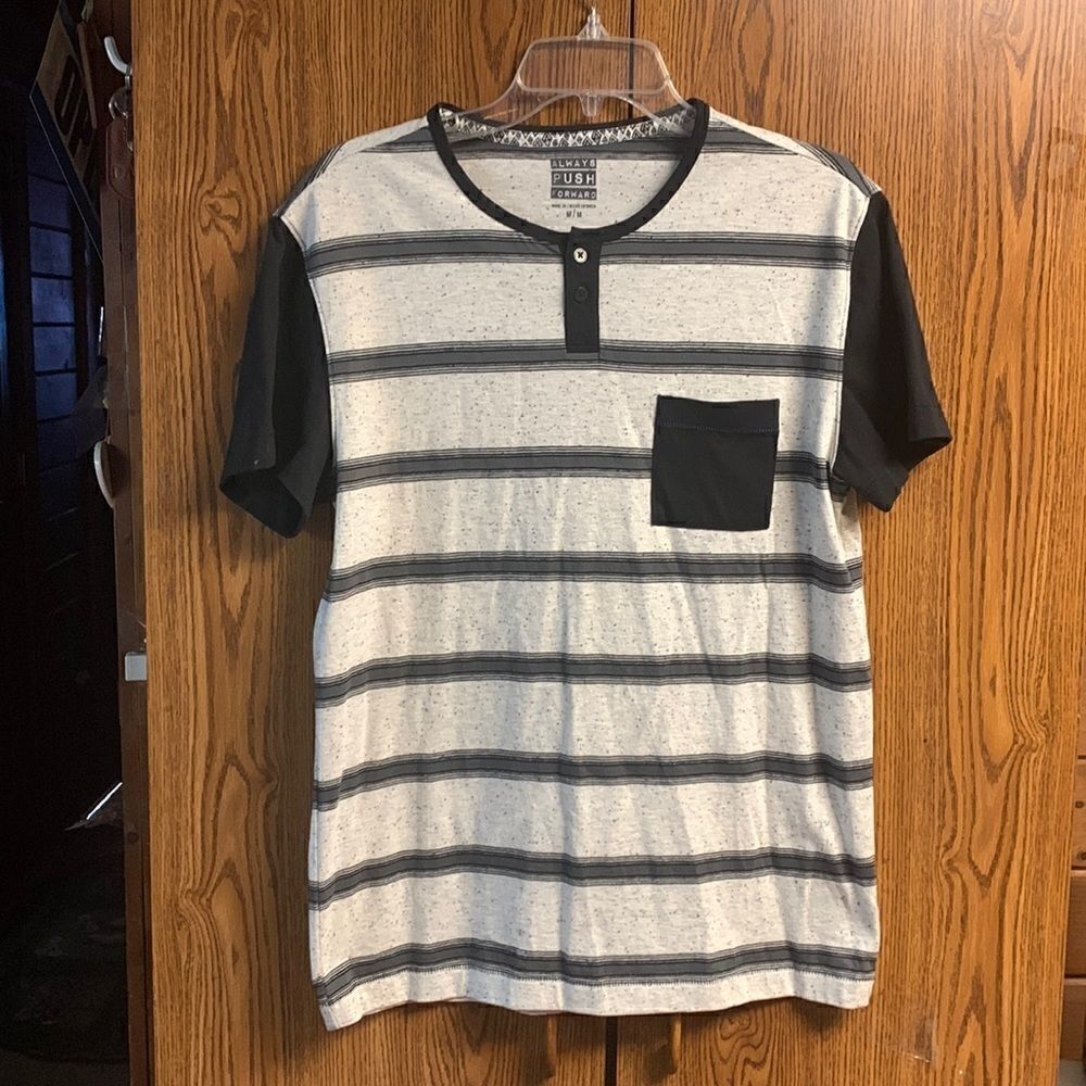 🔥5/20🔥 Always Push Forward T shirt Sz M NWOT